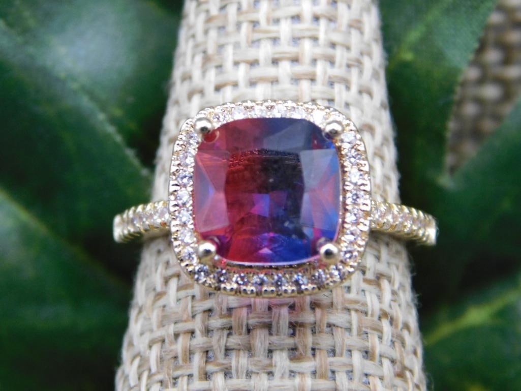 RING ROCK STONE LAPIDARY SPECIMEN: RING ROCK STONE LAPIDARY SPECIMEN