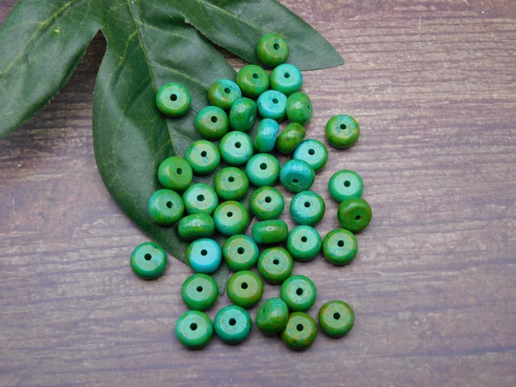 BEADS ROCK STONE LAPIDARY SPECIMEN: BEADS ROCK STONE LAPIDARY SPECIMEN