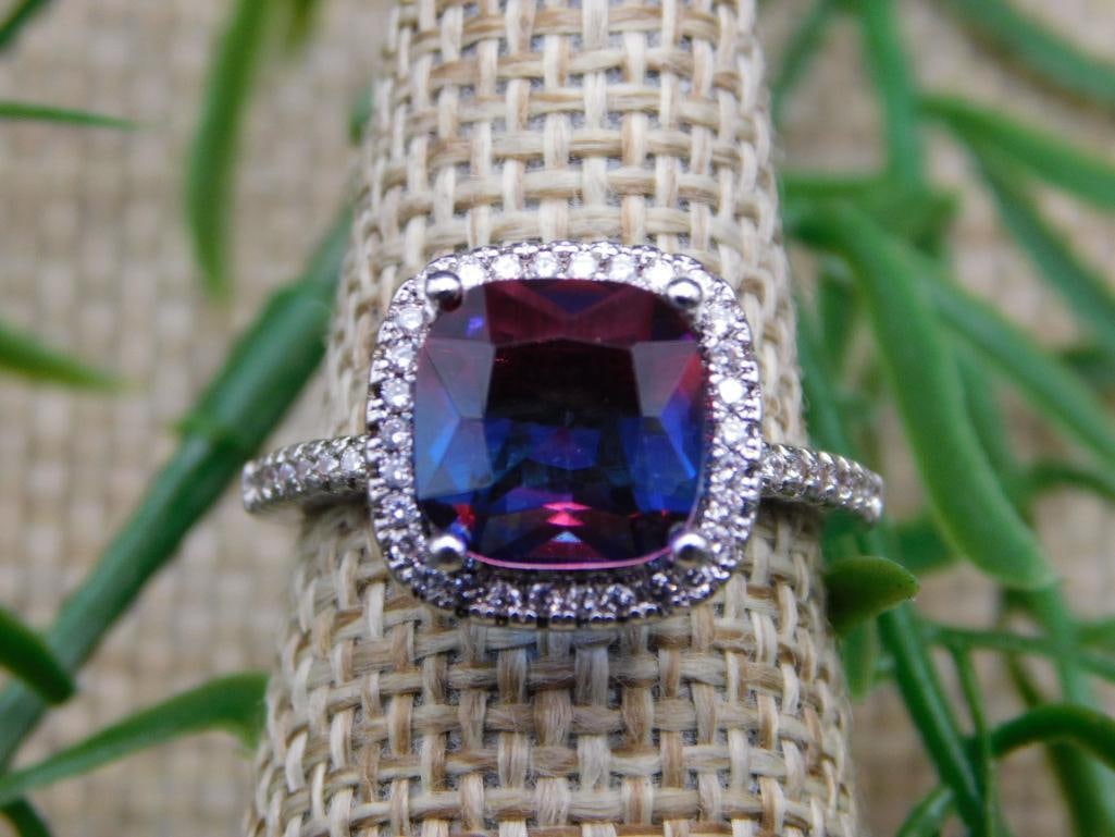 RING ROCK STONE LAPIDARY SPECIMEN: RING ROCK STONE LAPIDARY SPECIMEN