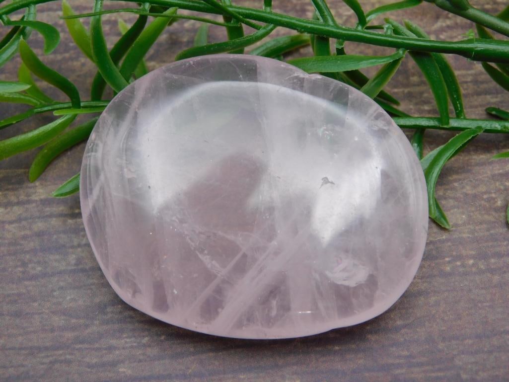 ROSE QUARTZ ROCK STONE LAPIDARY SPECIMEN (1 of 2)