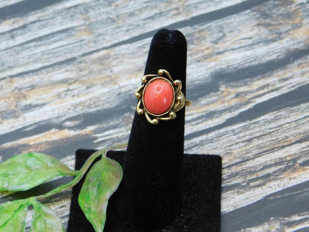 RING ROCK STONE LAPIDARY SPECIMEN: RING ROCK STONE LAPIDARY SPECIMEN