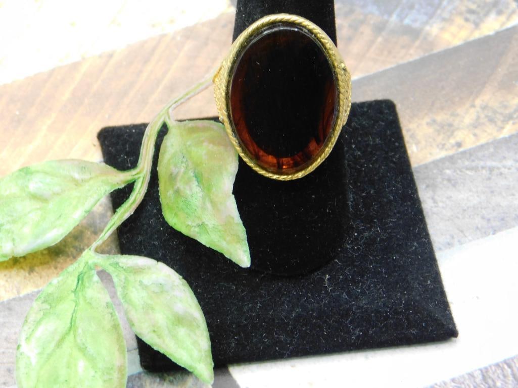 RING ROCK STONE LAPIDARY SPECIMEN: RING ROCK STONE LAPIDARY SPECIMEN