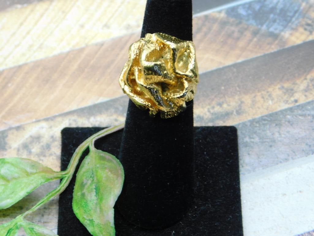 RING ROCK STONE LAPIDARY SPECIMEN: RING ROCK STONE LAPIDARY SPECIMEN