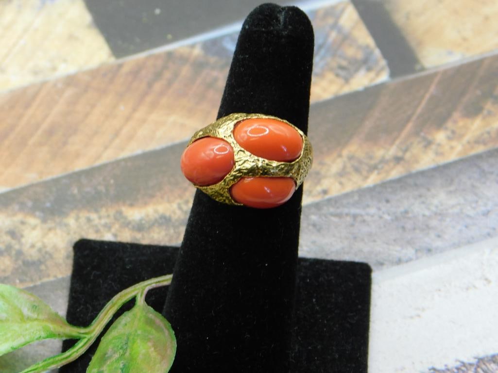 RING ROCK STONE LAPIDARY SPECIMEN: RING ROCK STONE LAPIDARY SPECIMEN