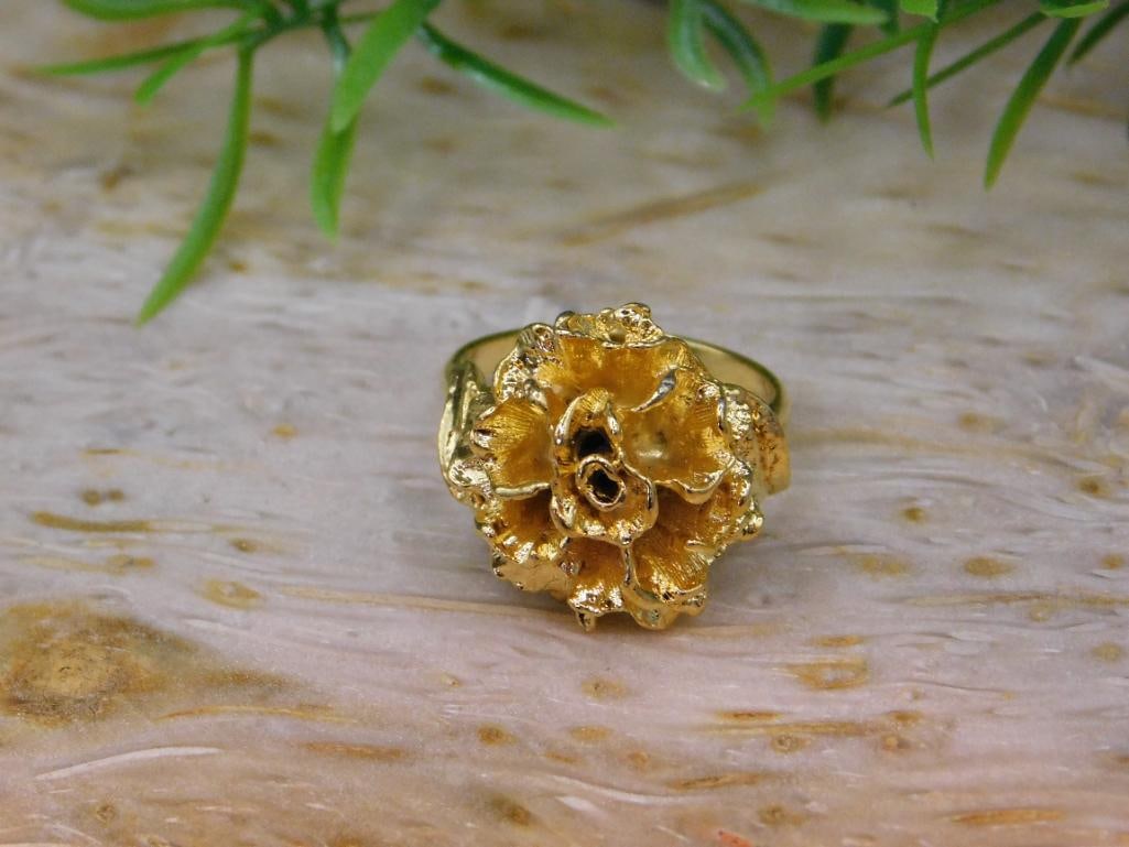 FLOWER RING ROCK STONE LAPIDARY SPECIMEN (1 of 4)