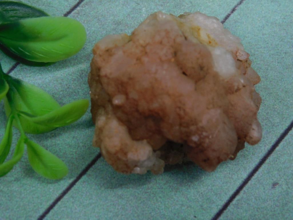 ROCK STONE LAPIDARY SPECIMEN: ROCK STONE LAPIDARY SPECIMEN