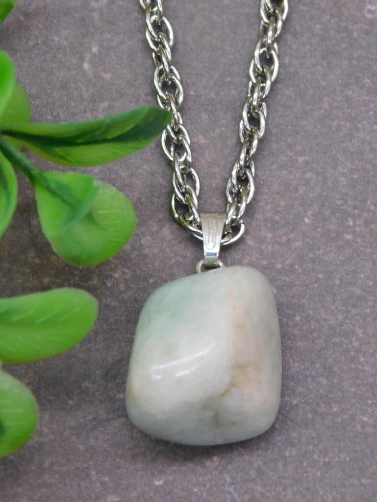 GENUINE STONE PENDANT ON CHAIN NECKLACE: GENUINE STONE PENDANT ON CHAIN NECKLACE