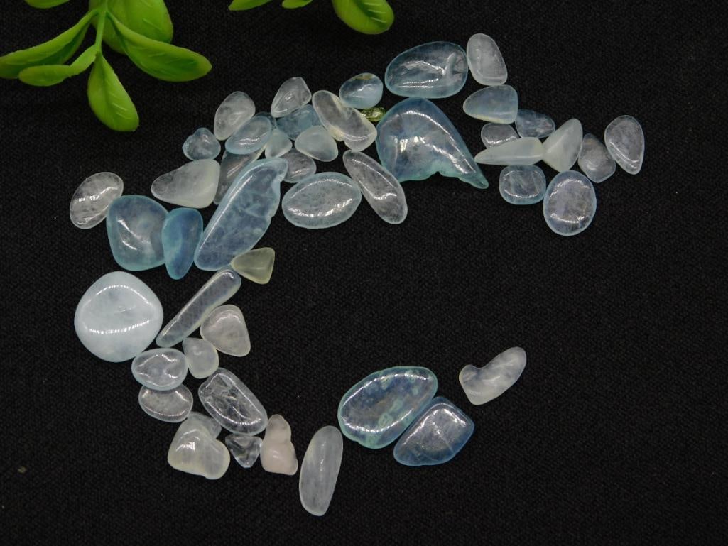 AQUAMARINE ROCK STONE LAPIDARY SPECIMEN: AQUAMARINE ROCK STONE LAPIDARY SPECIMEN