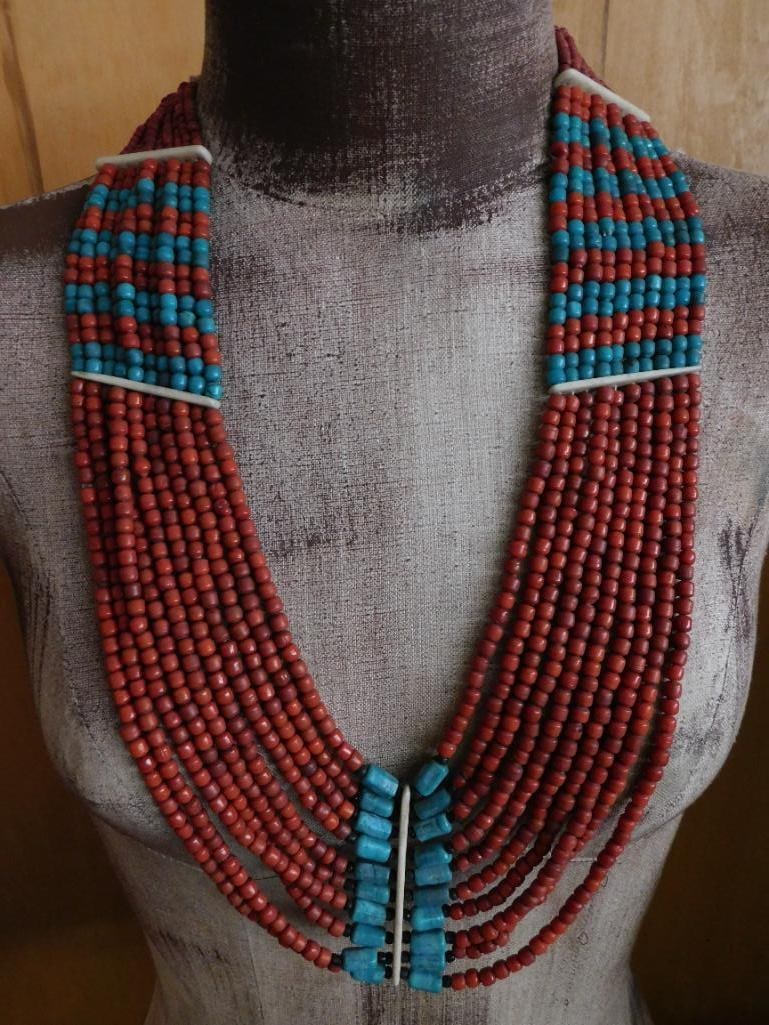 RED AND BLUE AFRICAN TRADE BEAD NECKLACE: RED AND BLUE AFRICAN TRADE BEAD NECKLACE