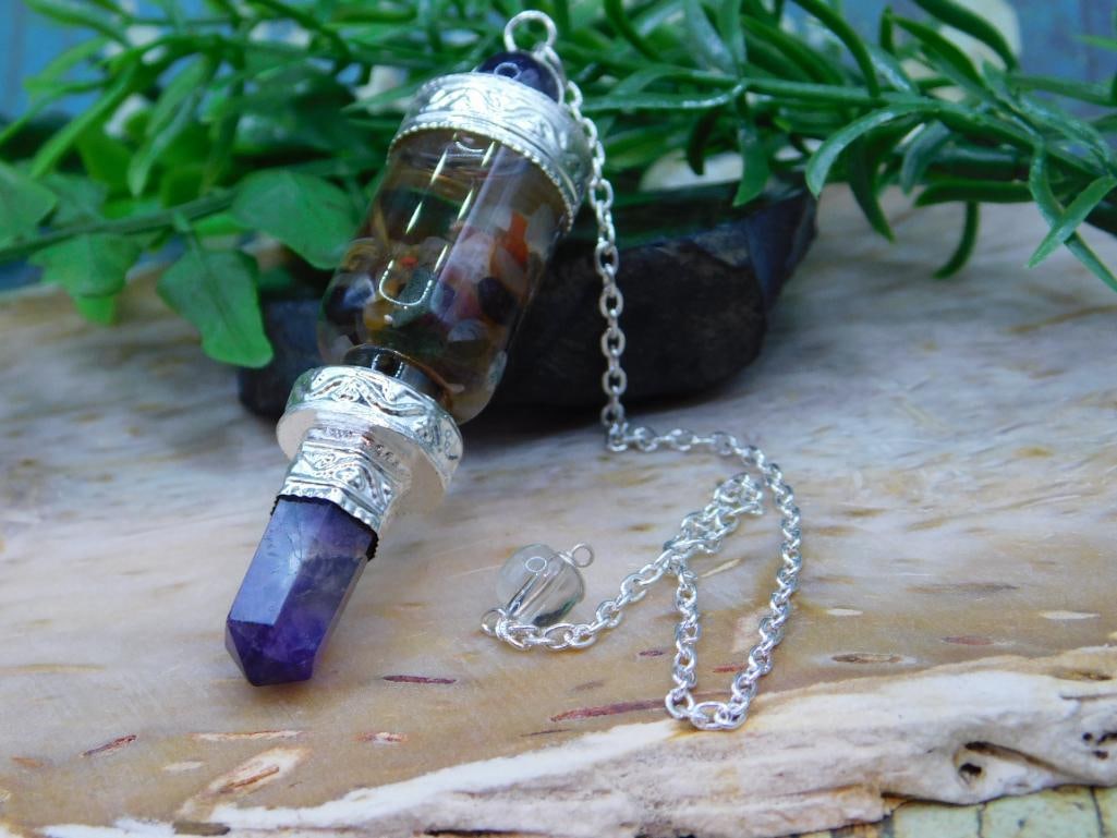 MIXED STONE PENDULUM ROCK STONE LAPIDARY SPECIMEN: MIXED STONE PENDULUM ROCK STONE LAPIDARY SPECIMEN