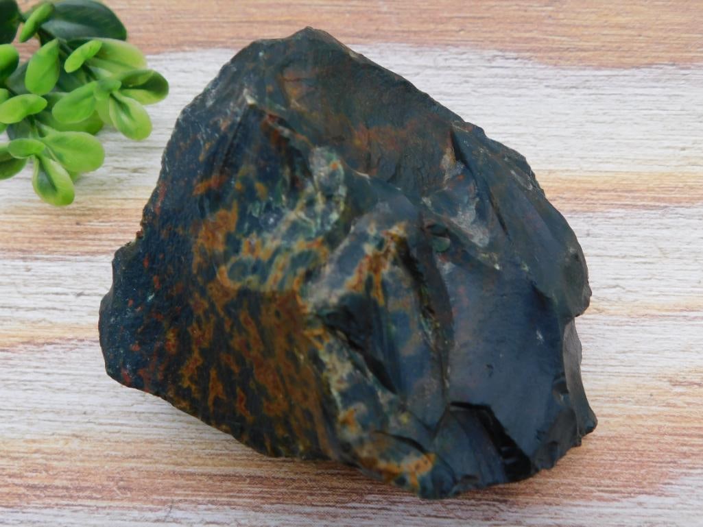 BLOODSTONE ROCK STONE LAPIDARY SPECIMEN: BLOODSTONE ROCK STONE LAPIDARY SPECIMEN
