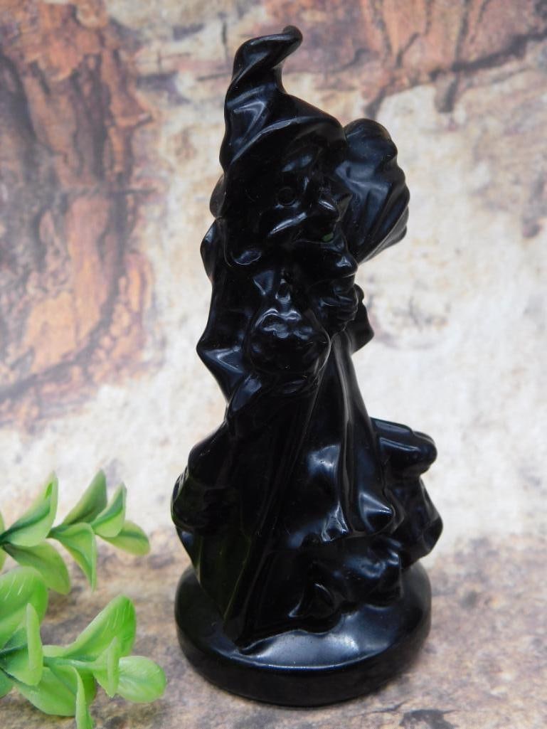 STONE CARVED WIZARD ROCK STONE LAPIDARY SPECIMEN: STONE CARVED WIZARD ROCK STONE LAPIDARY SPECIMEN