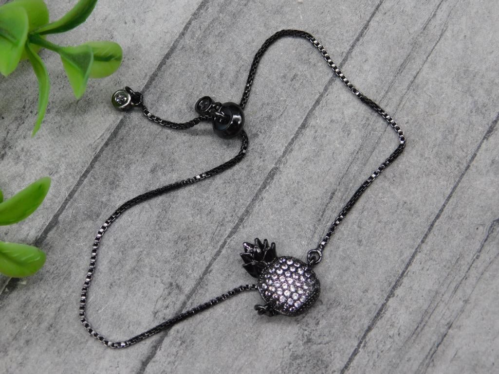 ADJUSTABLE BRACELET: ADJUSTABLE BRACELET