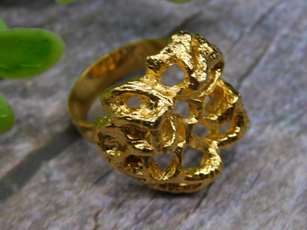 Gold-Tone Statement Ring: Gold-Tone Statement Ring