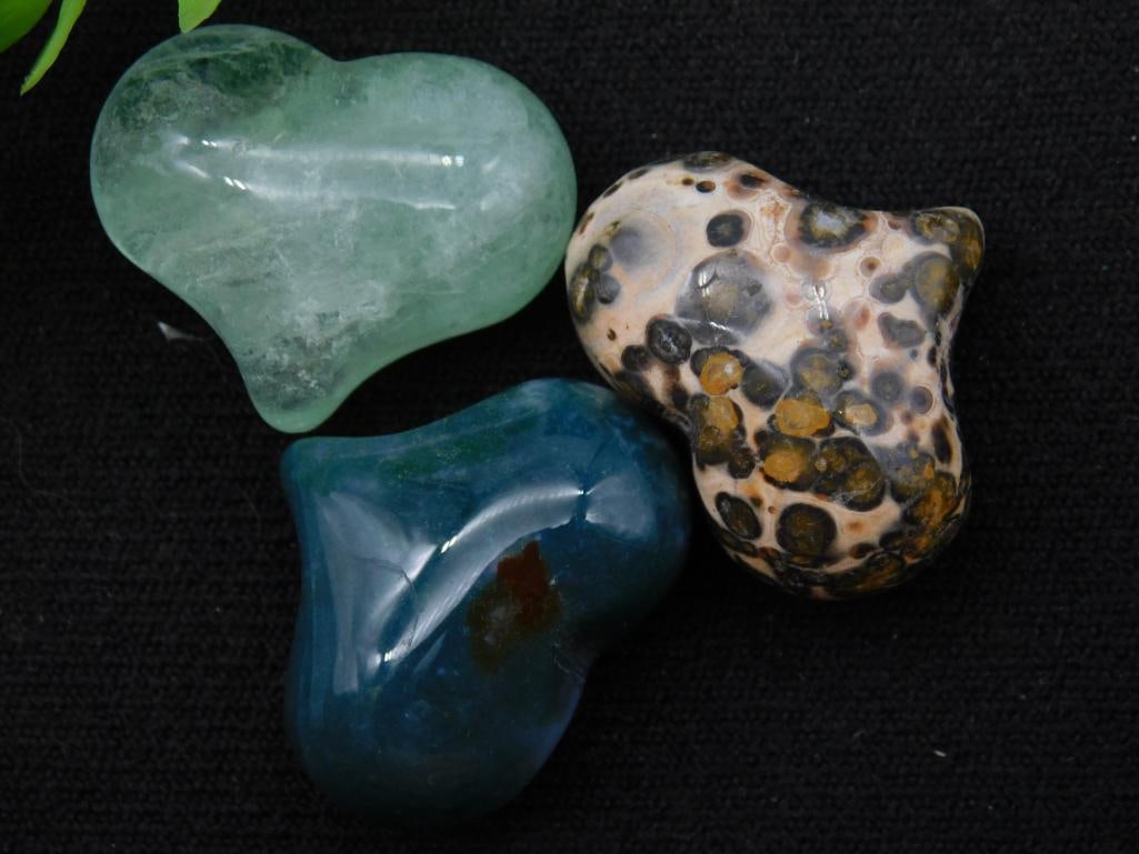 Three Polished Stone Heart Figurines ROCK STONE LAPIDARY SPECIMEN (1 of 2)