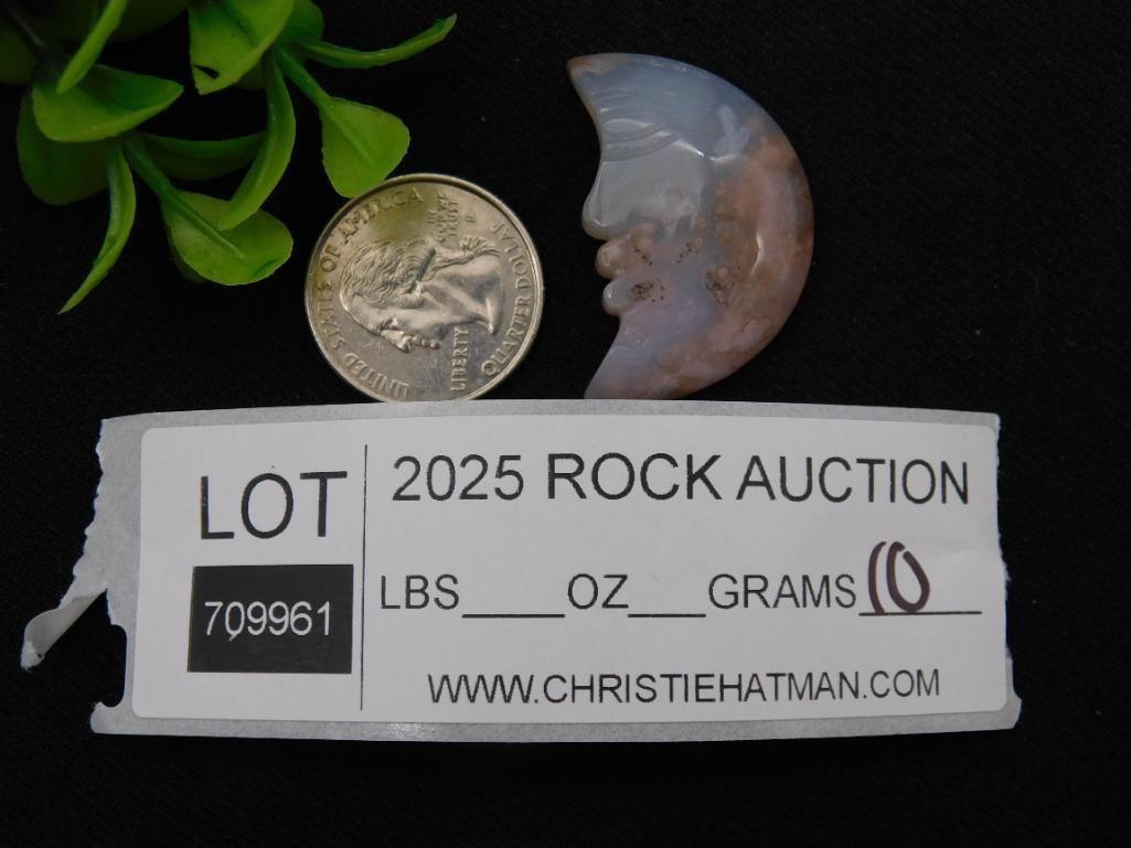 Carved Agate Crescent Moon Ornament ROCK STONE LAPIDARY SPECIMEN: Carved Agate Crescent Moon Ornament ROCK STONE LAPIDARY SPECIMEN