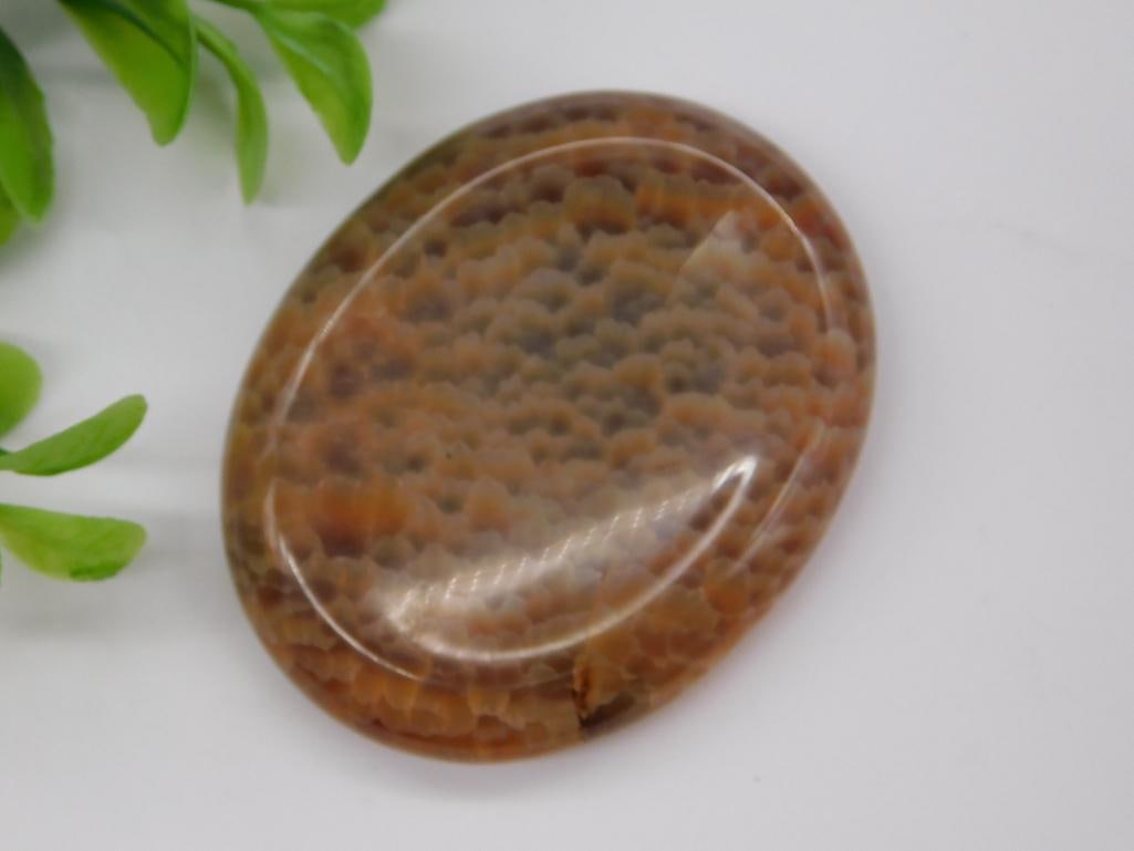 Fire Agate Worry Stone Rock Stone Lapidary Specimen: Fire Agate Worry Stone Rock Stone Lapidary Specimen