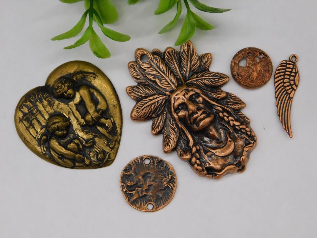 Metal Charms and Pendants: Metal Charms and Pendants