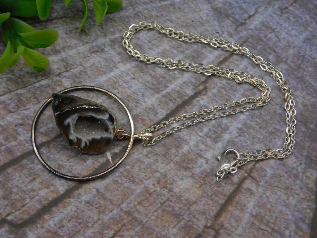 Geode Slice Pendant on Chain Necklace ROCK STONE LAPIDARY SPECIMEN: Geode Slice Pendant on Chain Necklace ROCK STONE LAPIDARY SPECIMEN