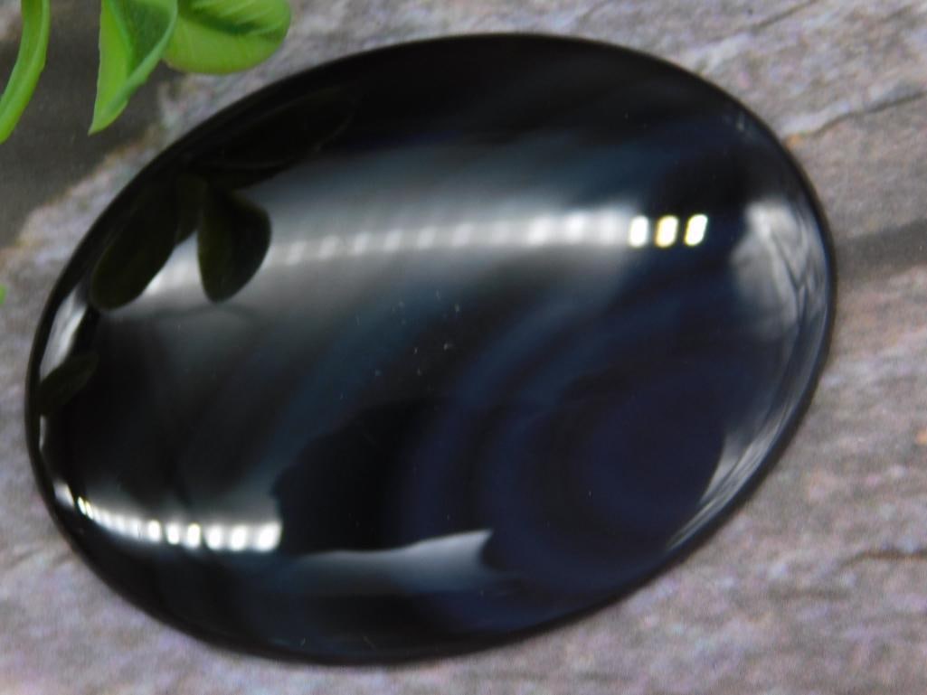 Polished Black Obsidian Gemstone Oval Cabochon: Polished Black Obsidian Gemstone Oval Cabochon