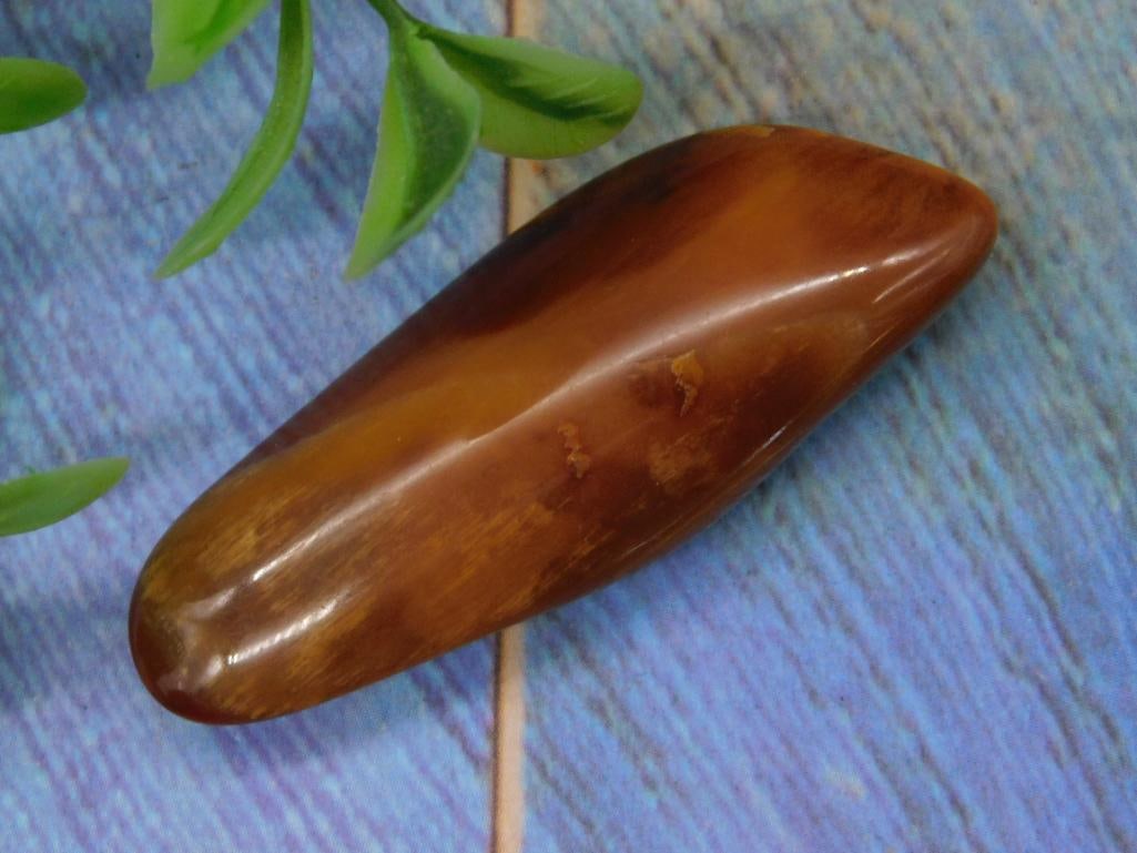 ROCK STONE LAPIDARY SPECIMEN: ROCK STONE LAPIDARY SPECIMEN