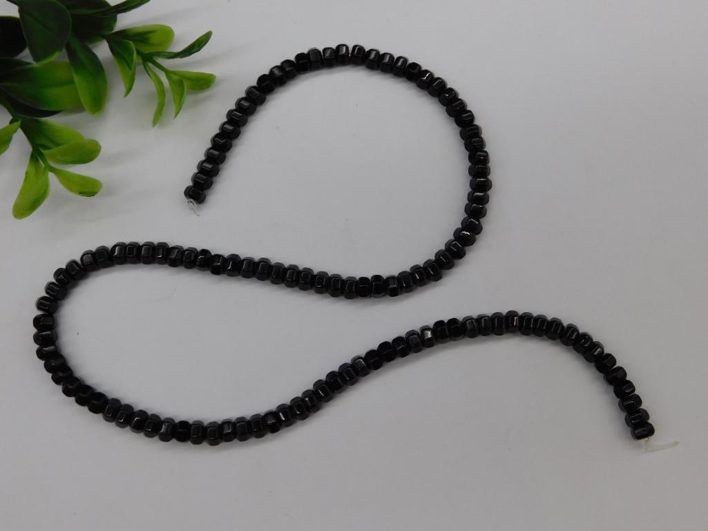 STONE BEADS ROCK STONE LAPIDARY SPECIMEN: STONE BEADS ROCK STONE LAPIDARY SPECIMEN