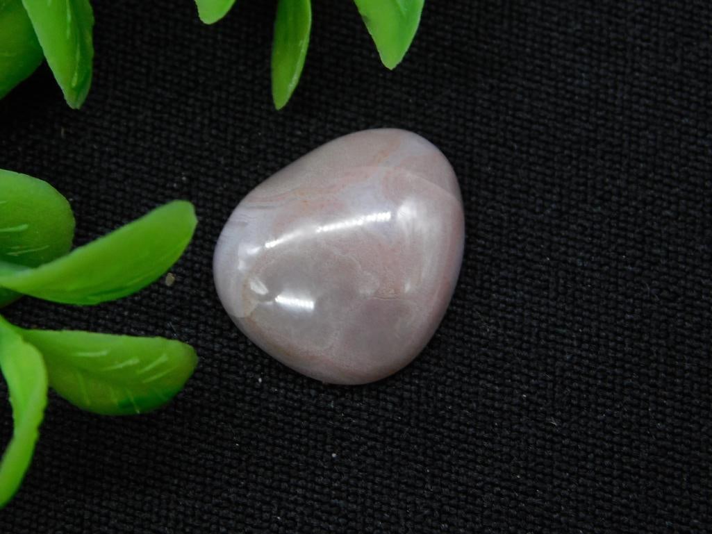 ROCK STONE LAPIDARY SPECIMEN: ROCK STONE LAPIDARY SPECIMEN