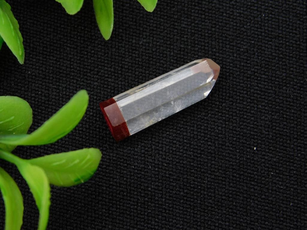 ROCK STONE LAPIDARY SPECIMEN: ROCK STONE LAPIDARY SPECIMEN