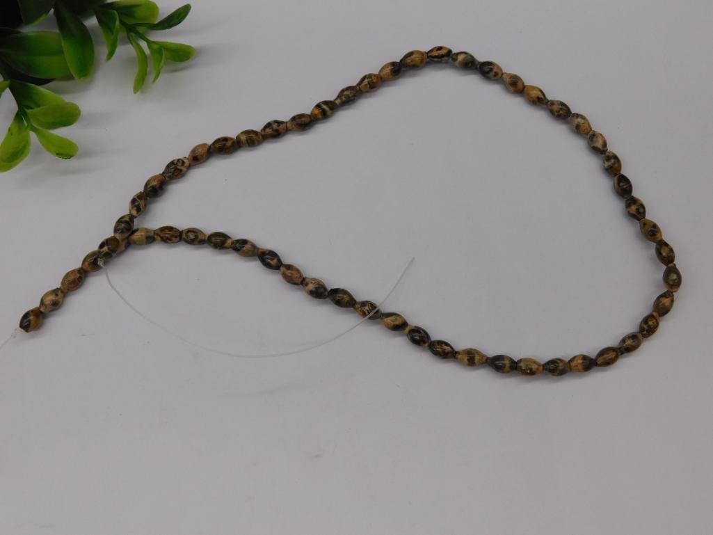 STONE BEADS ROCK STONE LAPIDARY SPECIMEN (1 of 3)