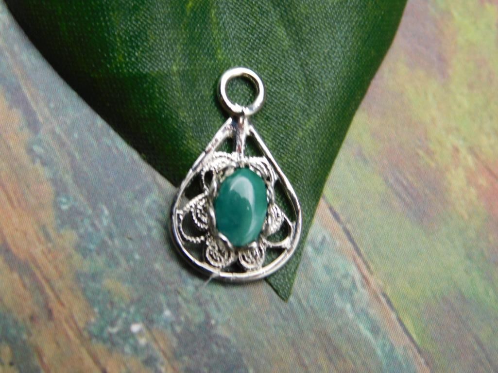 AVENTURINE PENDANT ROCK STONE LAPIDARY SPECIMEN (1 of 2)