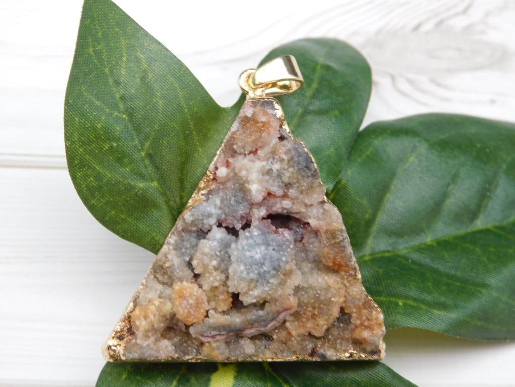 DRUZY QUARTZ PENDANT ROCK STONE LAPIDARY SPECIMEN (1 of 2)