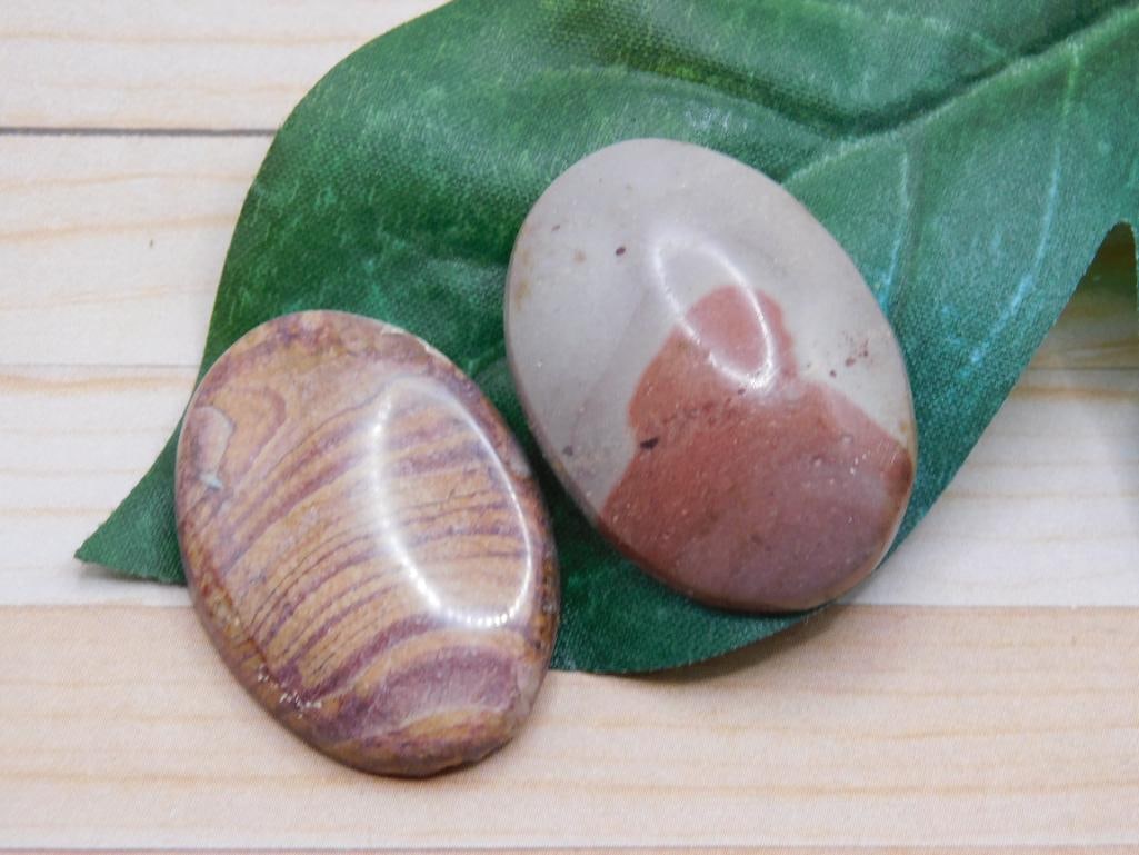 CABOCHONS ROCK STONE LAPIDARY SPECIMEN: CABOCHONS ROCK STONE LAPIDARY SPECIMEN