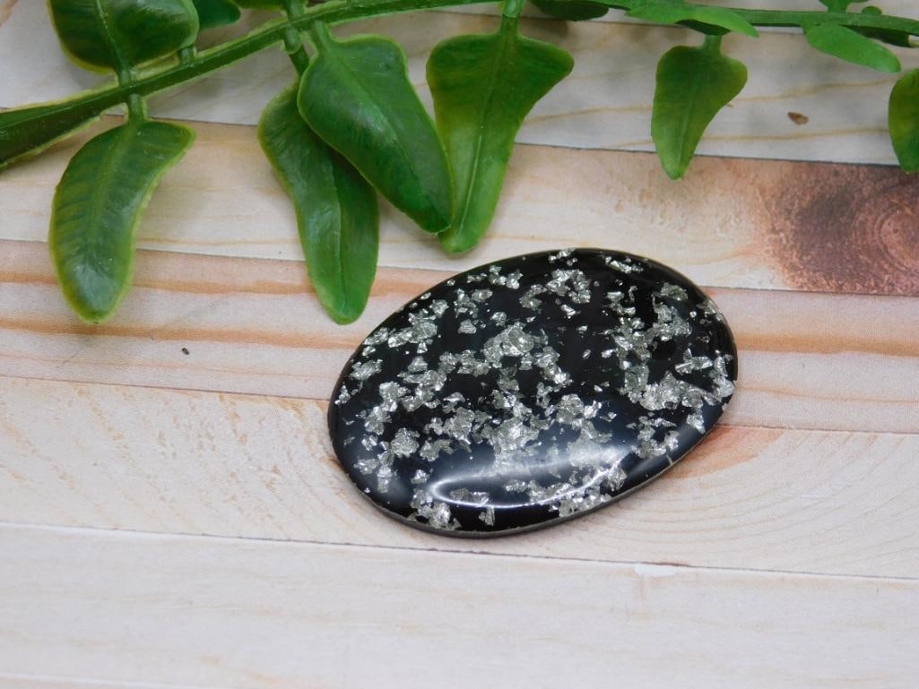 SILVER FLECKED CABOCHON ROCK STONE LAPIDARY SPECIMEN: SILVER FLECKED CABOCHON ROCK STONE LAPIDARY SPECIMEN