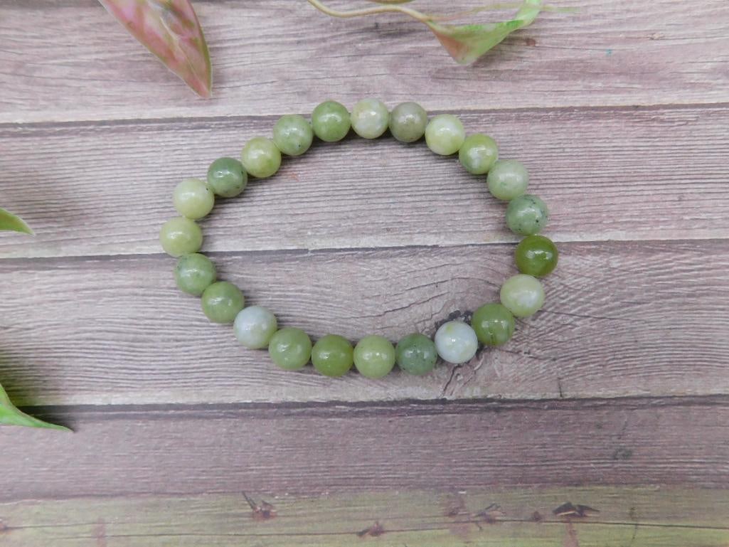 Green Stone Bead Stretch Bracelet (1 of 3)