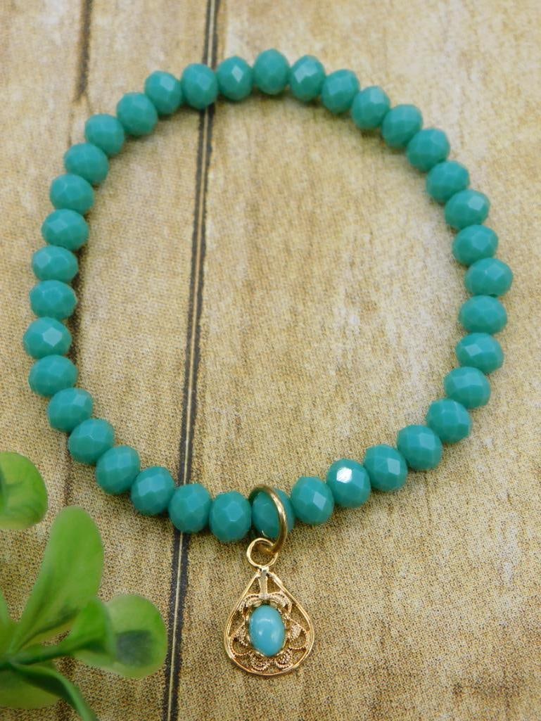 STONE PENDANT ON SPARKLE BEAD BRACELET: STONE PENDANT ON SPARKLE BEAD BRACELET