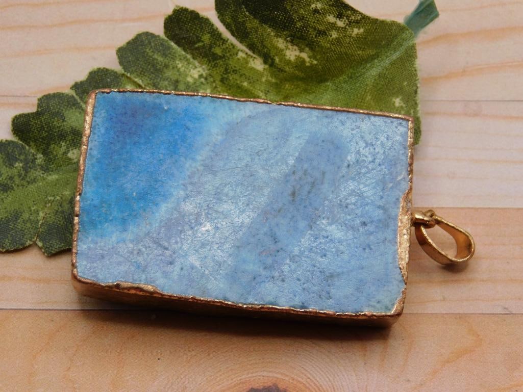 DRUZY QUARTZ PENDANT ROCK STONE LAPIDARY SPECIMEN: DRUZY QUARTZ PENDANT ROCK STONE LAPIDARY SPECIMEN