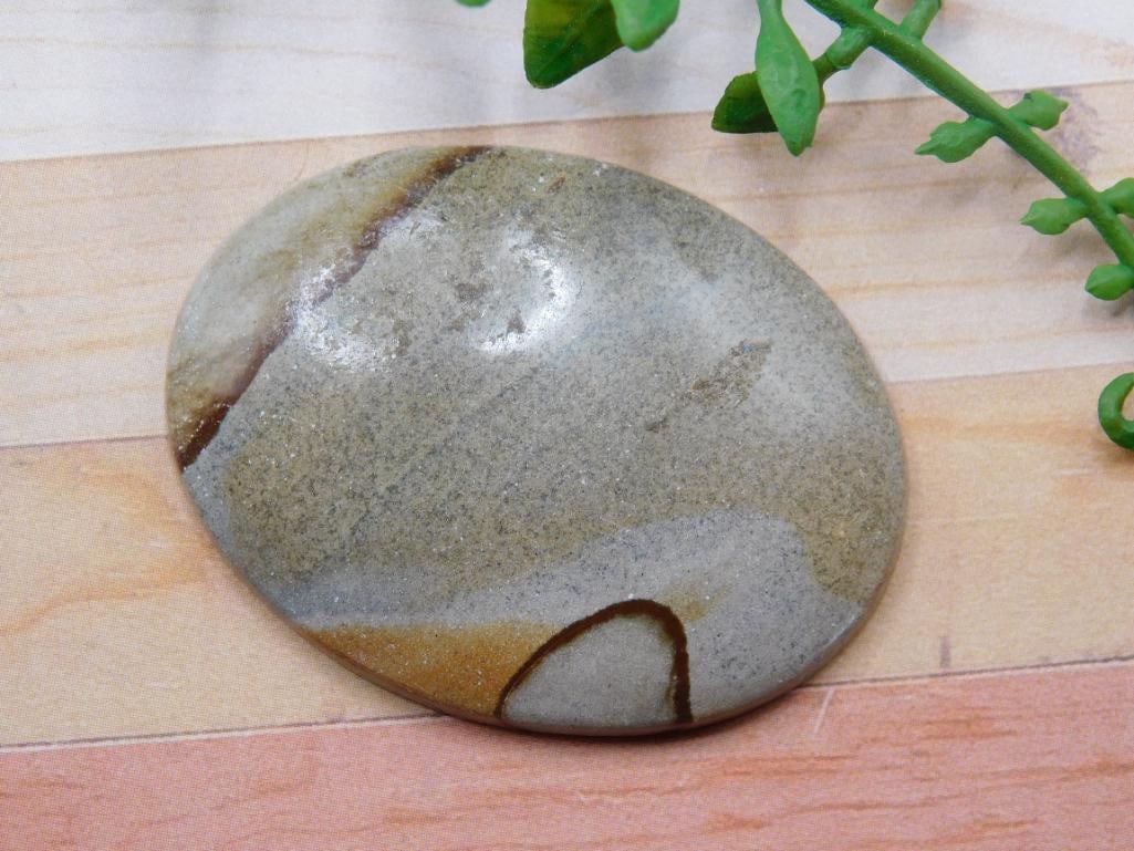 JASPER CABOCHON ROCK STONE LAPIDARY SPECIMEN: JASPER CABOCHON ROCK STONE LAPIDARY SPECIMEN