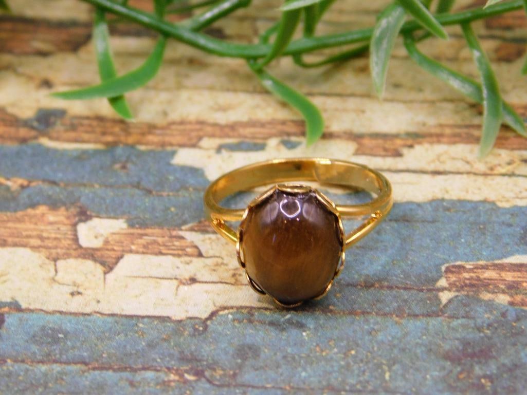 TIGES EYE RING ROCK STONE LAPIDARY SPECIMEN: TIGES EYE RING ROCK STONE LAPIDARY SPECIMEN