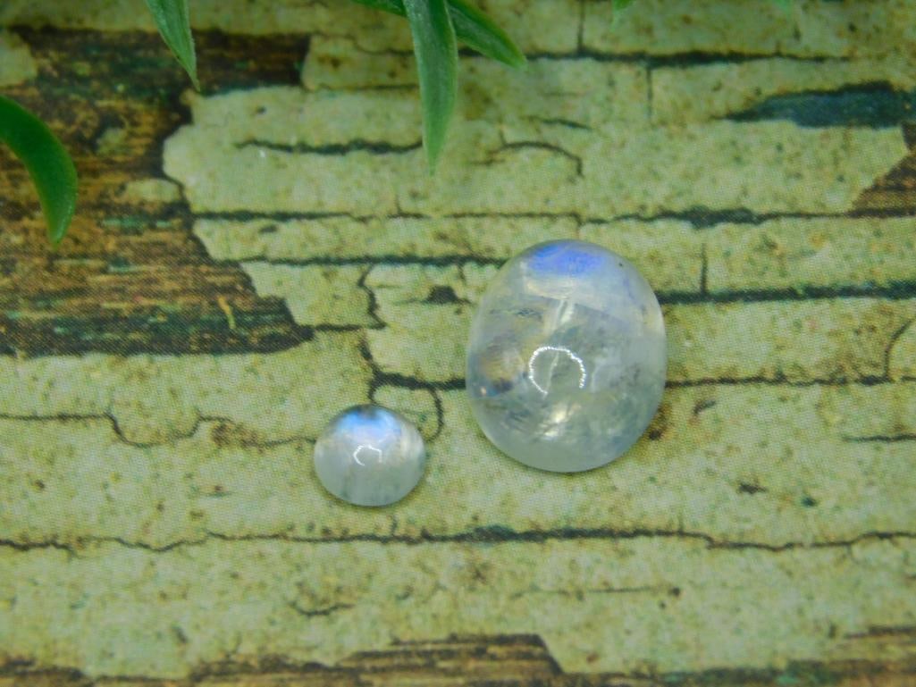 RAINBOW MOONSTONE CABOCHONS ROCK STONE LAPIDARY SPECIMEN: RAINBOW MOONSTONE CABOCHONS ROCK STONE LAPIDARY SPECIMEN