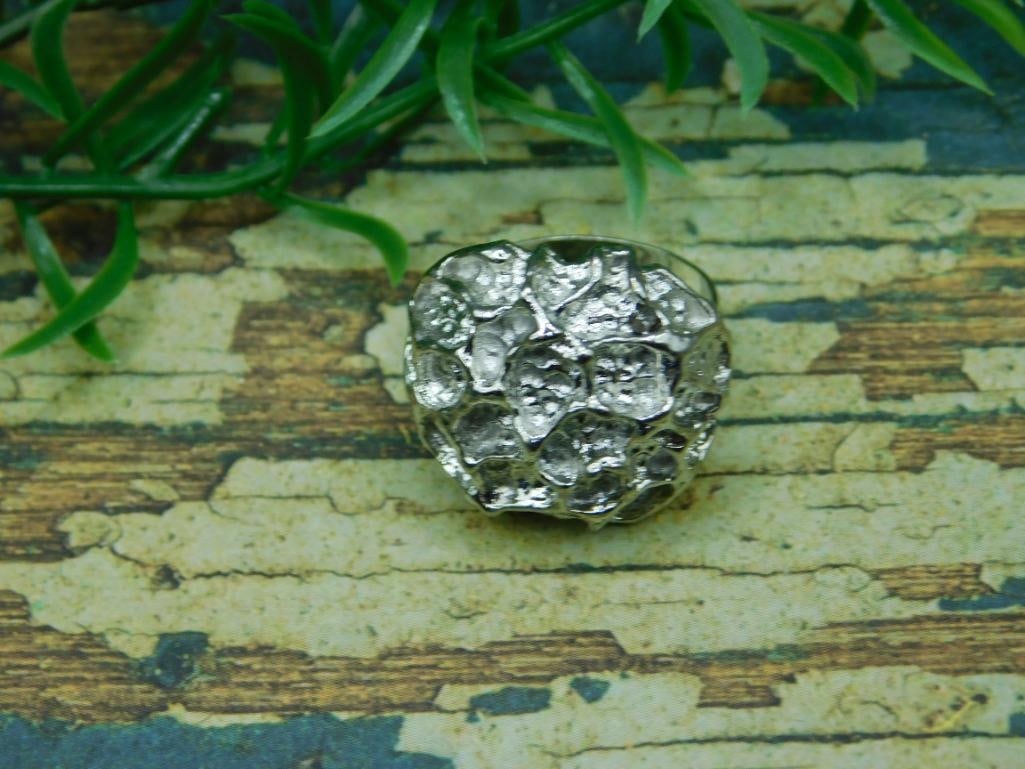 RING ROCK STONE LAPIDARY SPECIMEN (1 of 3)