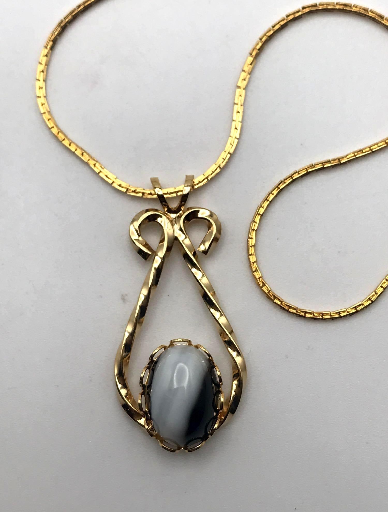 JEWELRY ROCK STONE LAPIDARY SPECIMEN (1 of 2)