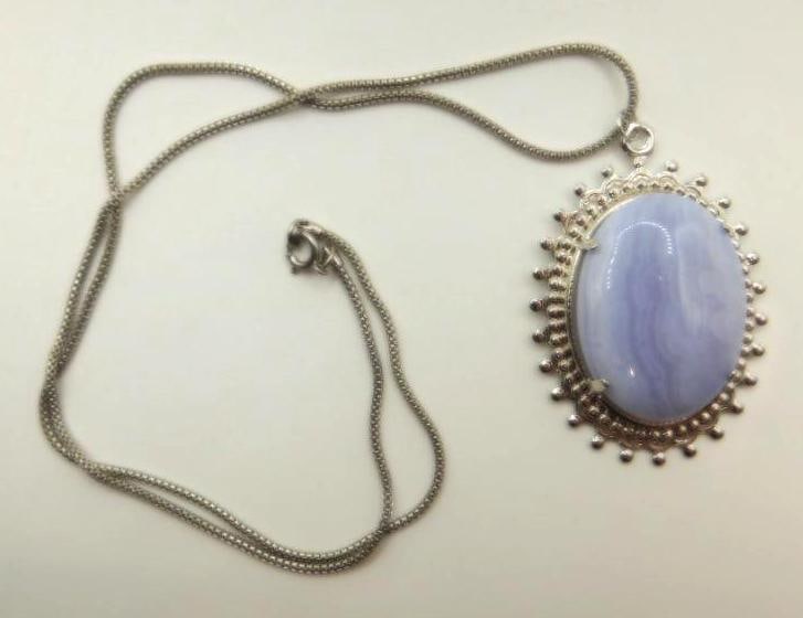 BANDED AGATE PENDANT NECKLACE ROCK STONE LAPIDARY SPECIMEN (1 of 2)