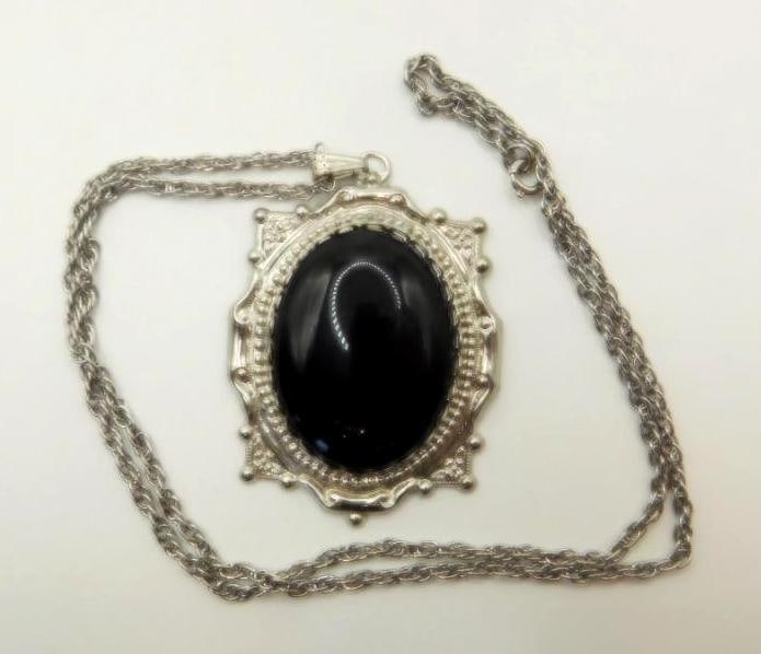 OBSIDIAN PENDANT NECKLACE ROCK STONE LAPIDARY SPECIMEN (1 of 1)