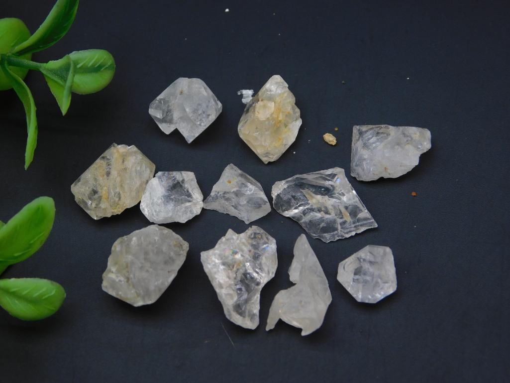 HERKIMER DIAMONDS ROCK STONE LAPIDARY SPECIMEN: HERKIMER DIAMONDS ROCK STONE LAPIDARY SPECIMEN