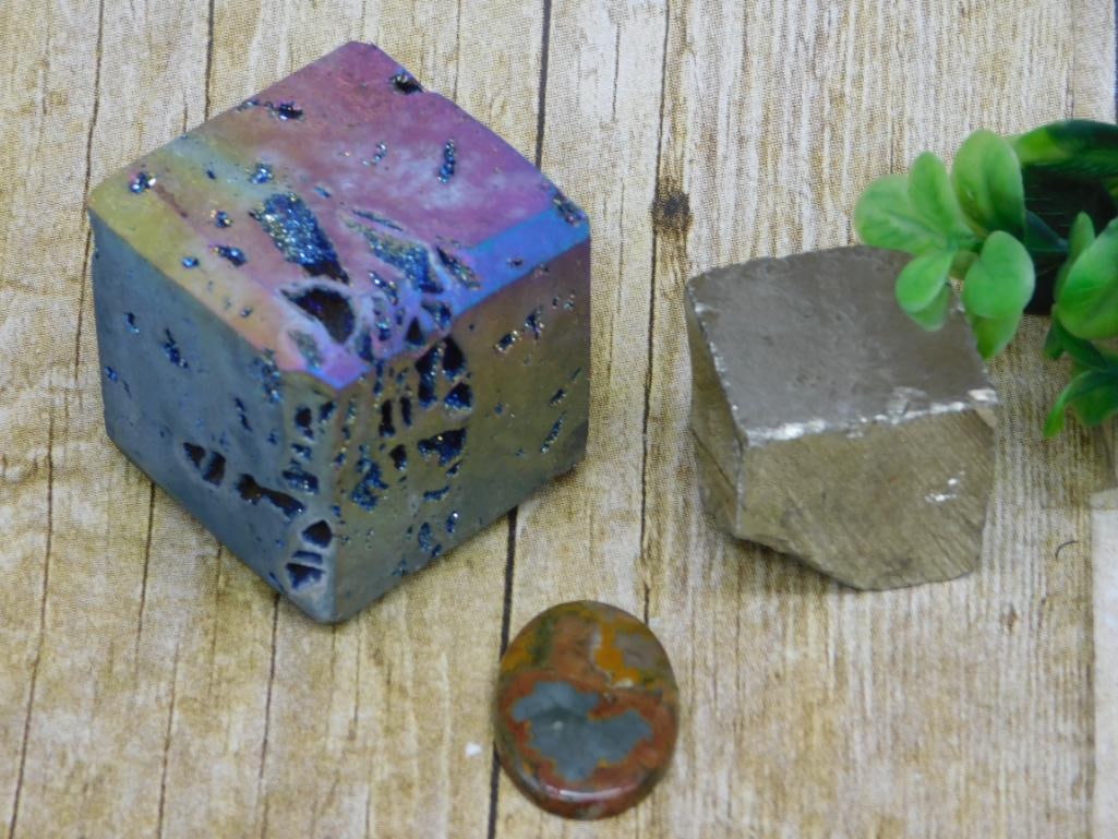 MIXED LOT ROCK STONE LAPIDARY SPECIMEN (1 of 3)