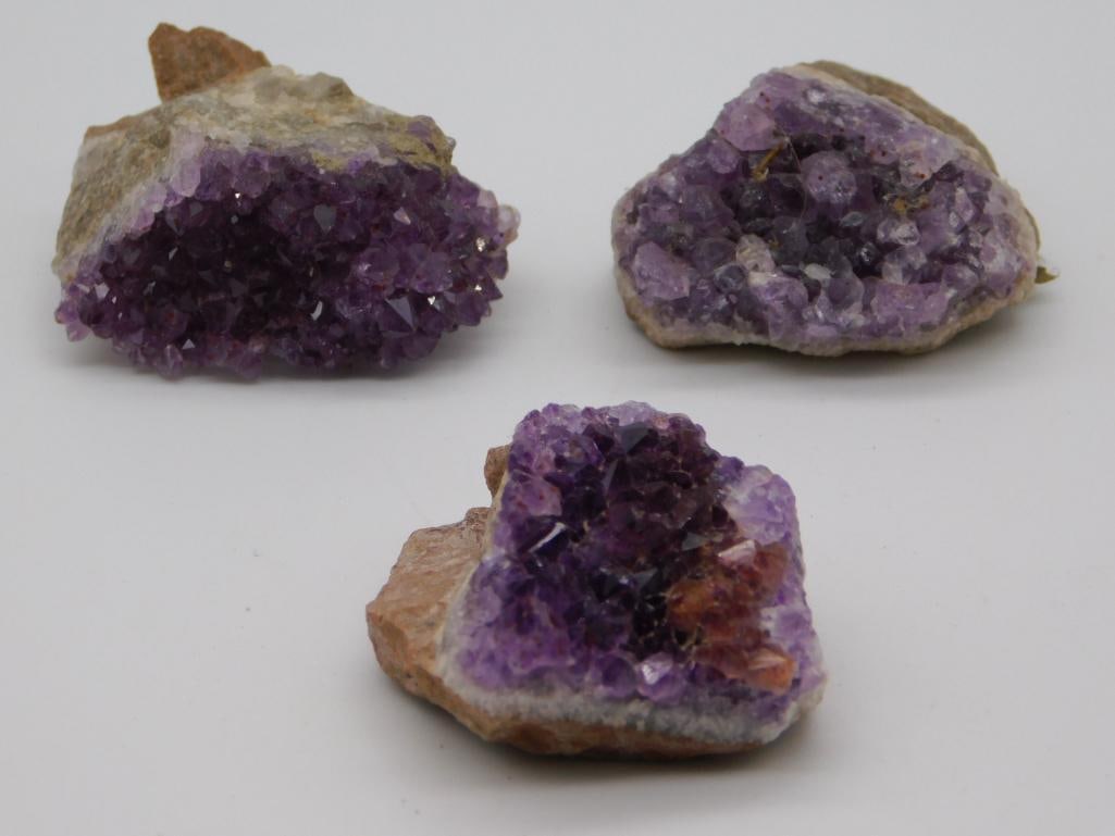 AMETHYST ROCK STONE LAPIDARY SPECIMEN (1 of 2)