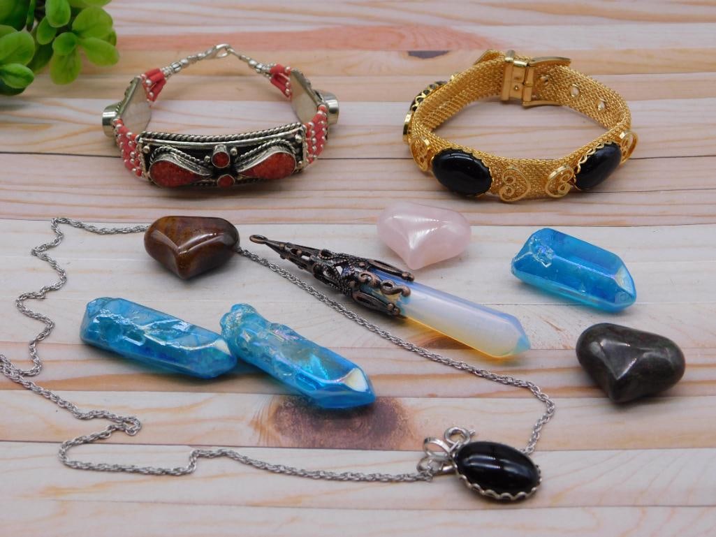 MIXED JEWELRY LOT ROCK STONE LAPIDARY SPECIMEN: MIXED JEWELRY LOT ROCK STONE LAPIDARY SPECIMEN