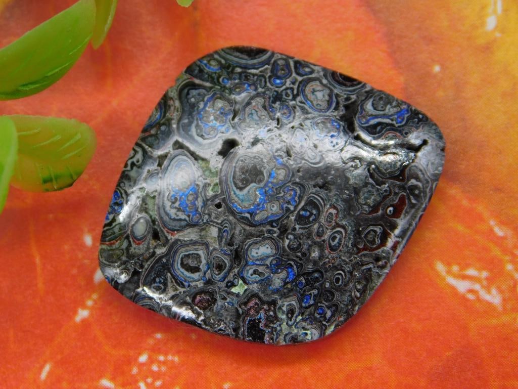 Fordite Motor City Agate with Multicolored Swirl Patterns: Fordite Motor City Agate with Multicolored Swirl Patterns