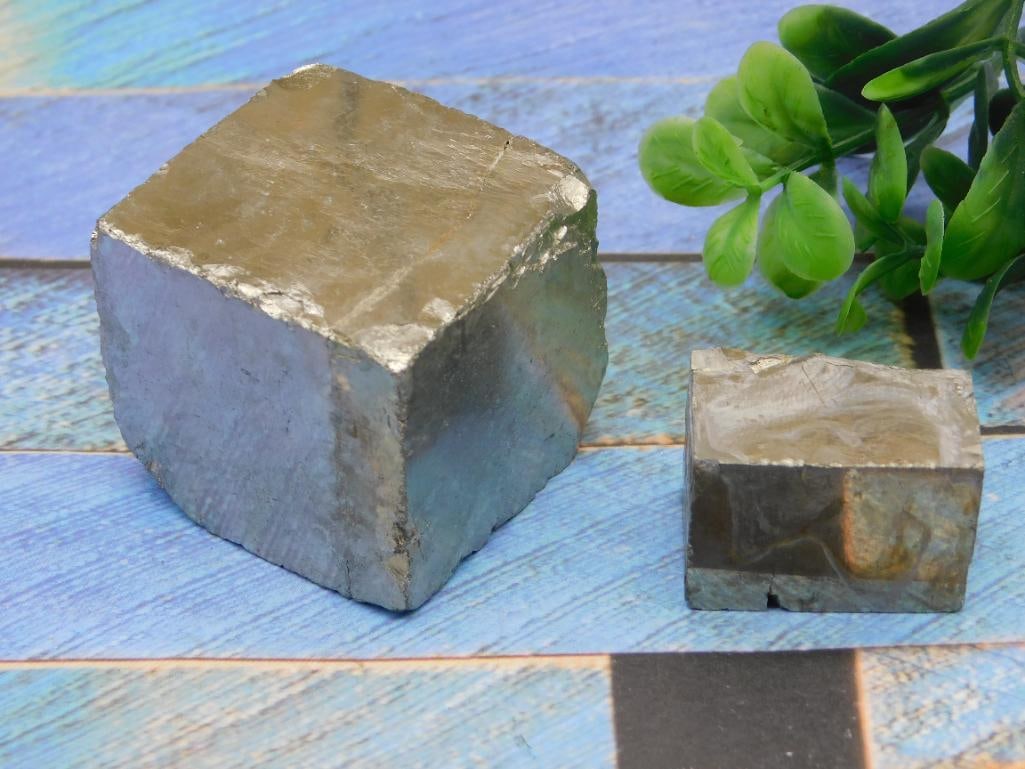 NATURAL FORMATION SPANISH PYRITE CUBE ROCK STONE LAPIDARY SPECIMEN (1 of 2)