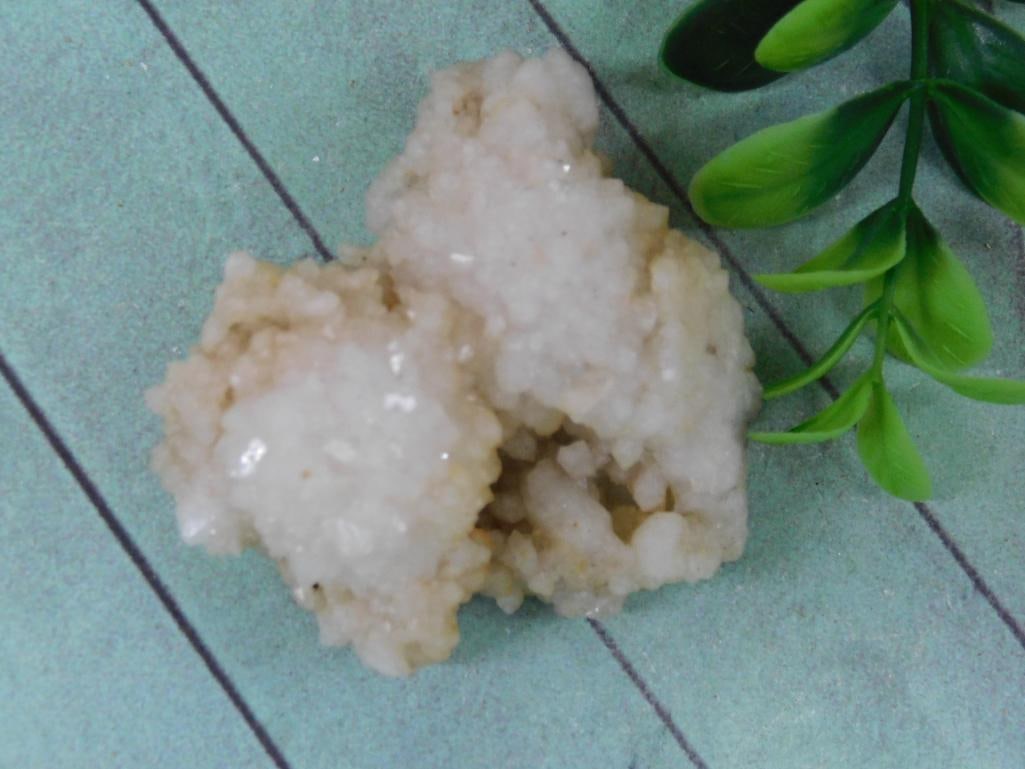 ROCK STONE LAPIDARY SPECIMEN (1 of 2)